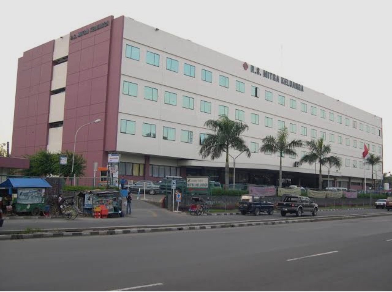 Mitra Keluarga